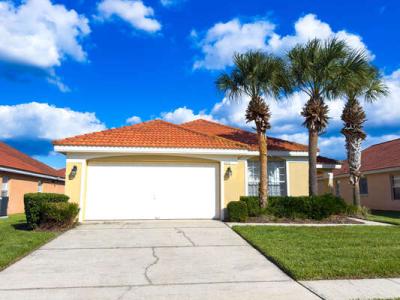 Front of Villa near Disney