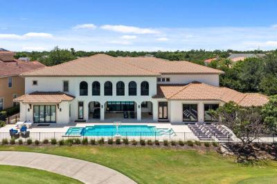 14,500 sq.ft of luxury living