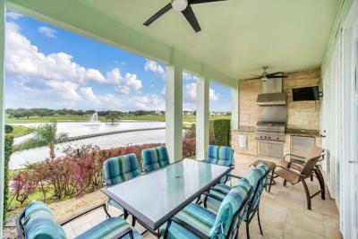 Have some of your meals outside while enjoying beautiful Florida weather