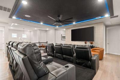 Theatre Room - 2nd Floor Loft area