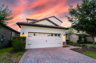 Front of rental near Disney
