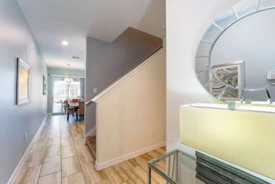 Entry way