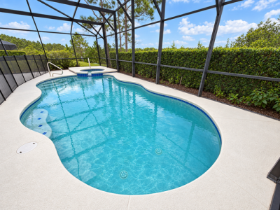 Private screened in pool/spa